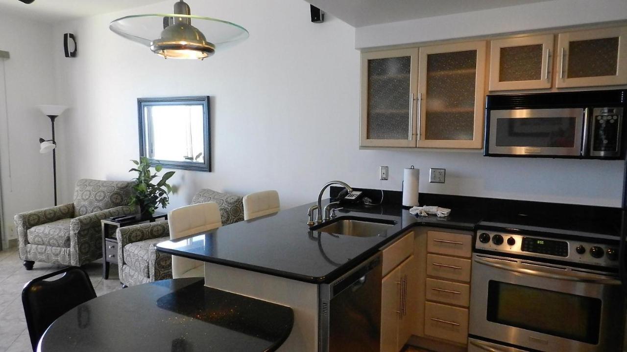דייטונה ביץ' Ocean Walk Resort Magnificent Ocean Front View מראה חיצוני תמונה
